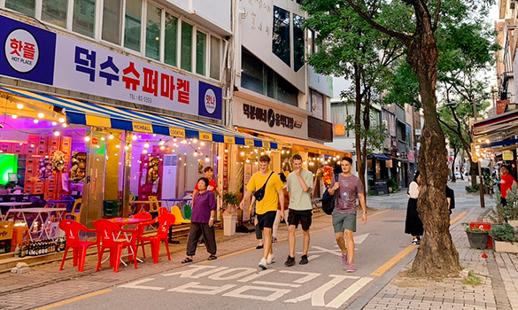 웨리단길의 아날로그 감성 골목