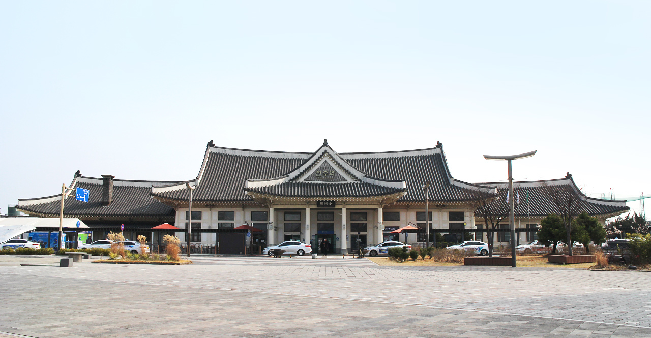 Jeonju Station Cheotmajung-gil