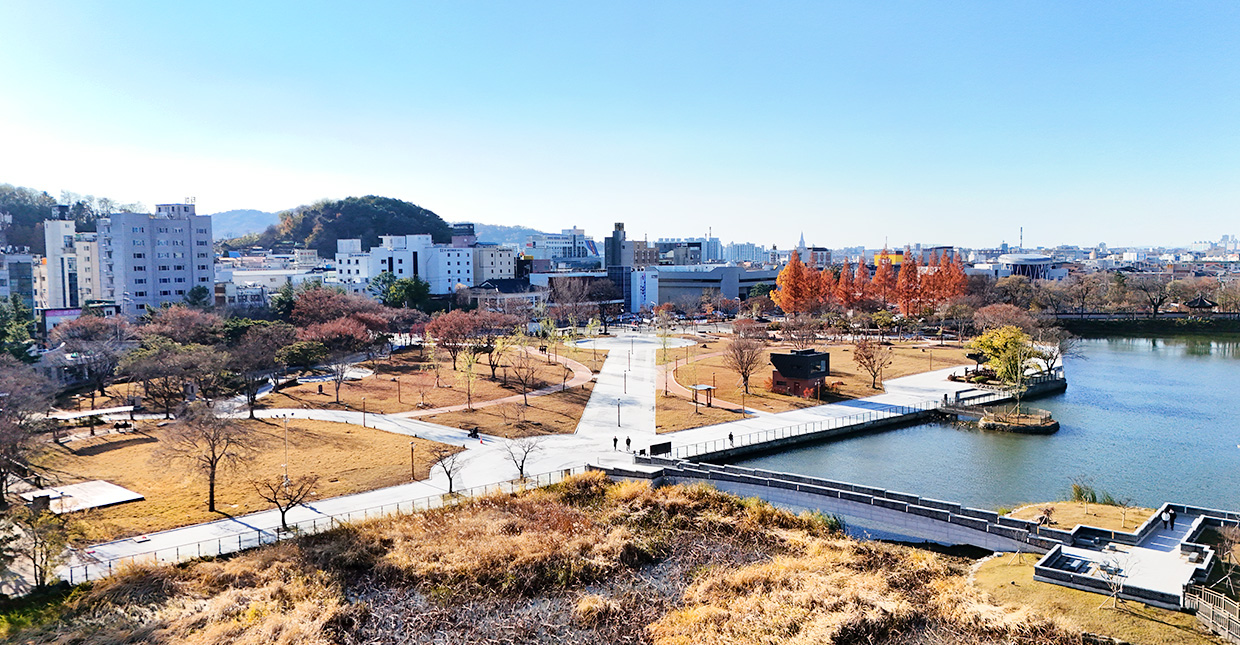 전주 덕진공원