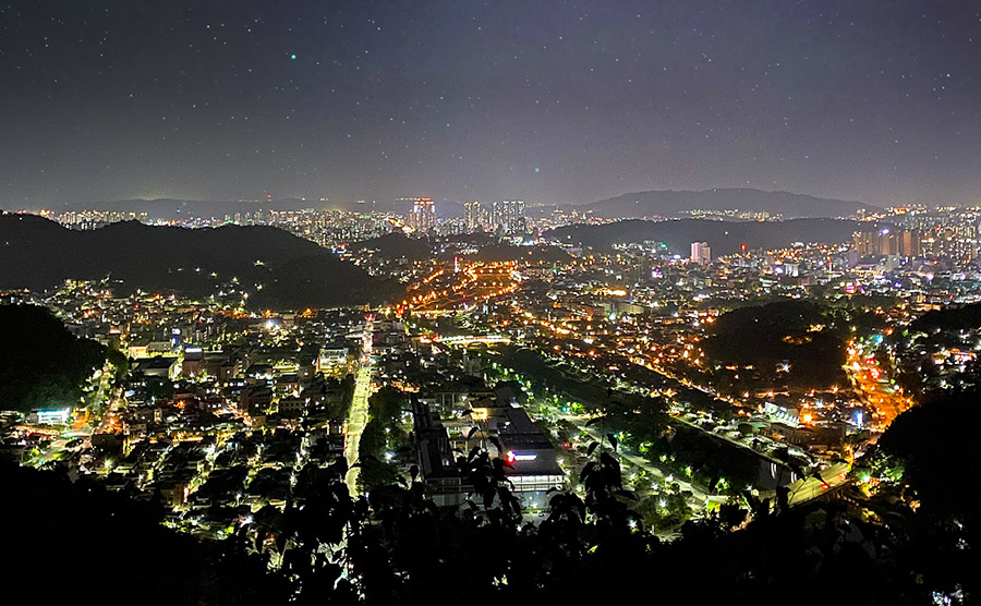 Night View of Chimyeongjasan Mountain