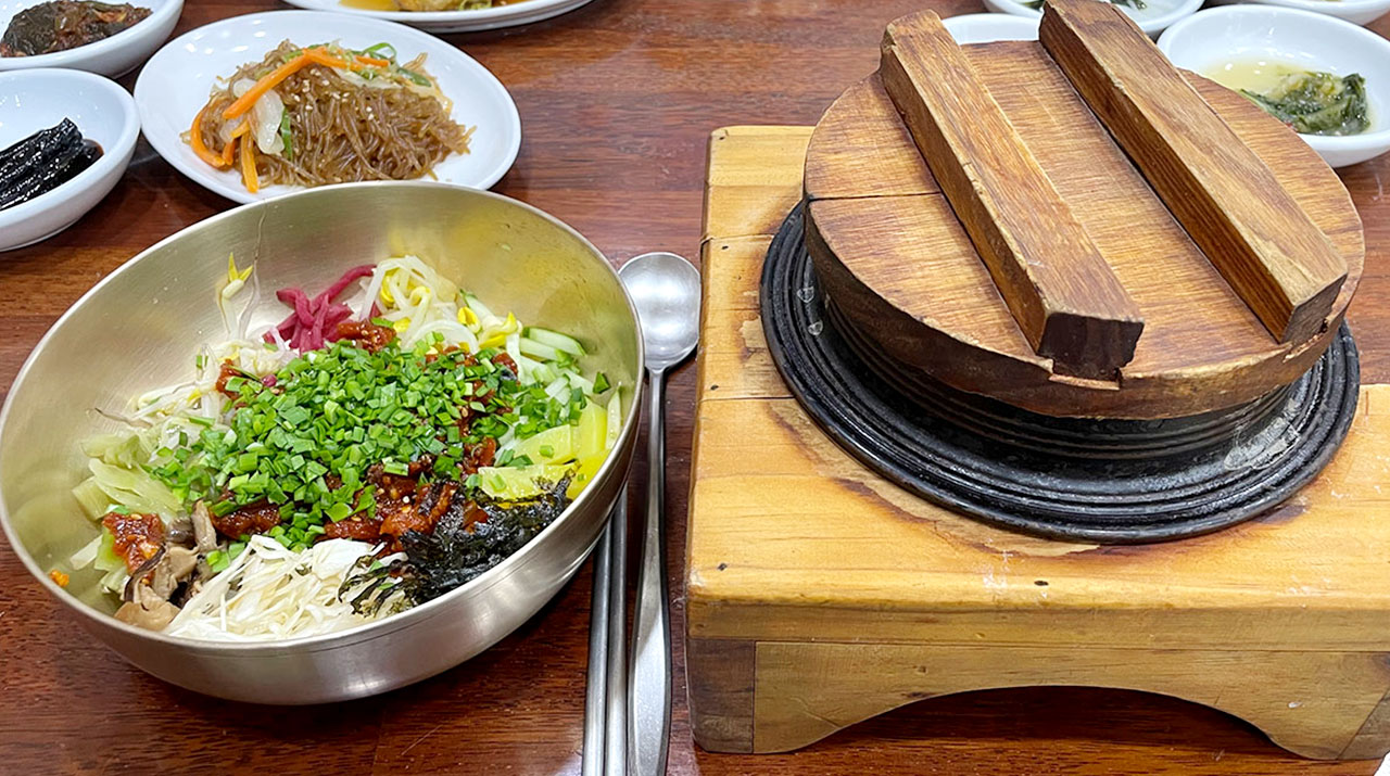 비빔밥도 MZ세대~ 하숙영가마솥비빔밥